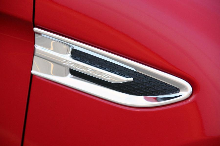  Ford Taurus SHO 2010 года  (фото 69 из 248)